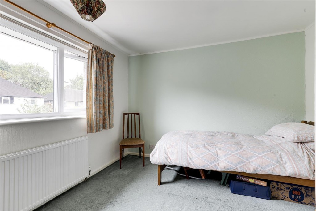 Bransdale Road, Clifton, Nottinghamshire, NG11 9JE