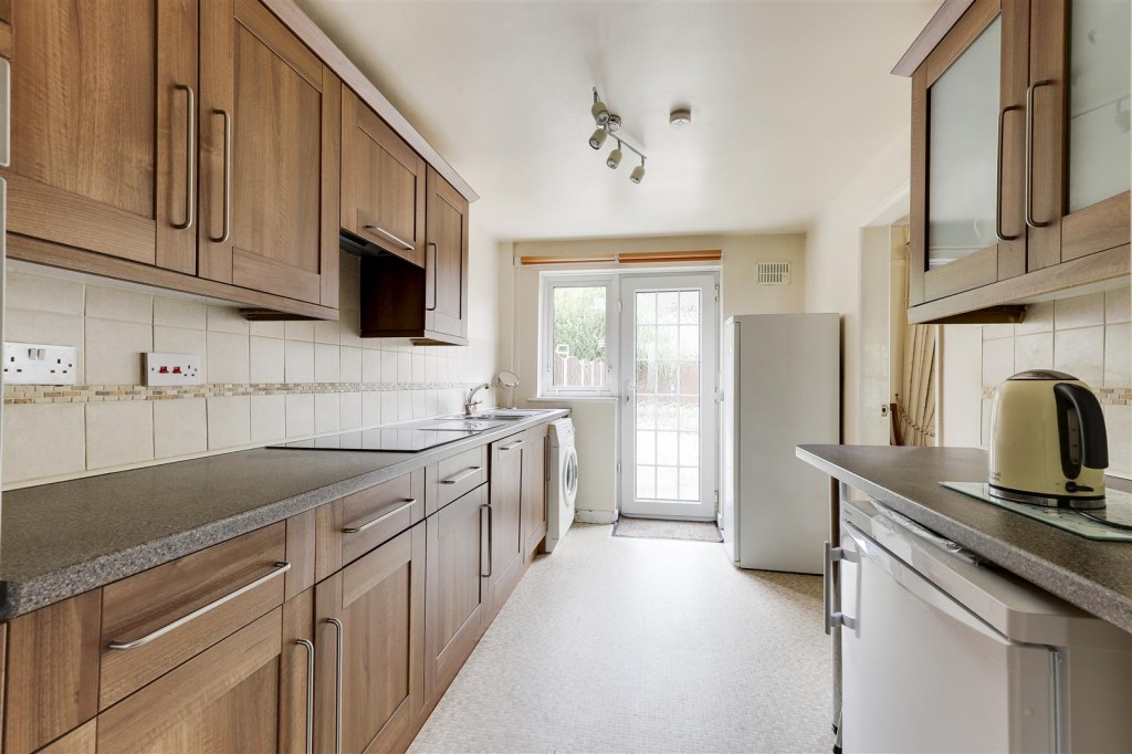 Bransdale Road, Clifton, Nottinghamshire, NG11 9JE