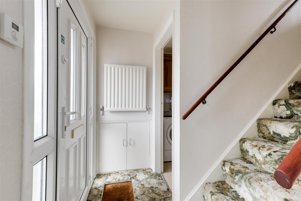 Bransdale Road, Clifton, Nottinghamshire, NG11 9JE