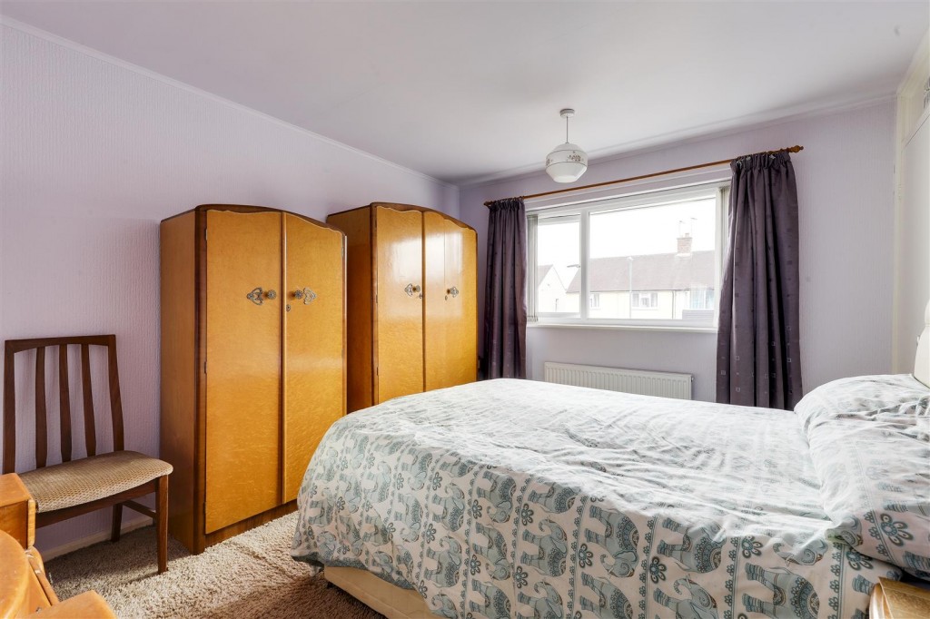 Bransdale Road, Clifton, Nottinghamshire, NG11 9JE