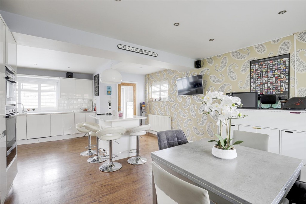 Tennyson Street, Ilkeston, Derbyshire, DE7 8JY