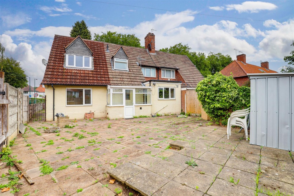 Woodside Road, Beeston, Nottinghamshire, NG9 2TN