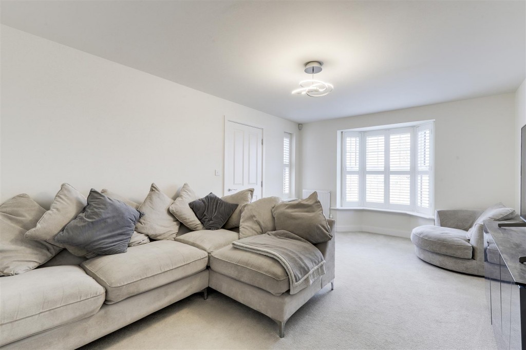 Beedham Way, Mapperley, Nottinghamshire, NG3 5TB