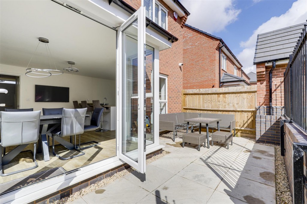 Beedham Way, Mapperley, Nottinghamshire, NG3 5TB