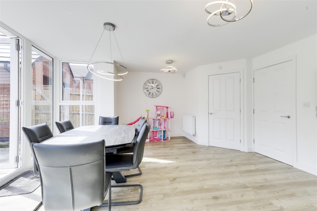 Beedham Way, Mapperley, Nottinghamshire, NG3 5TB