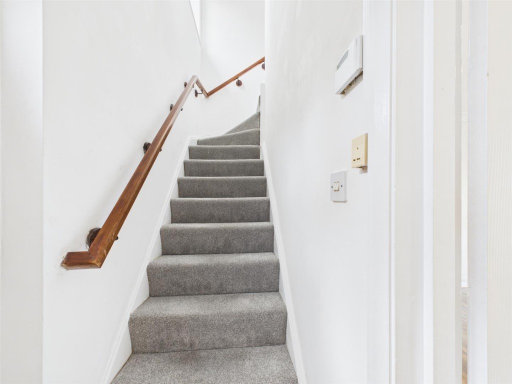 Pulborough Close, Basford, Nottingham, NG5 1HU