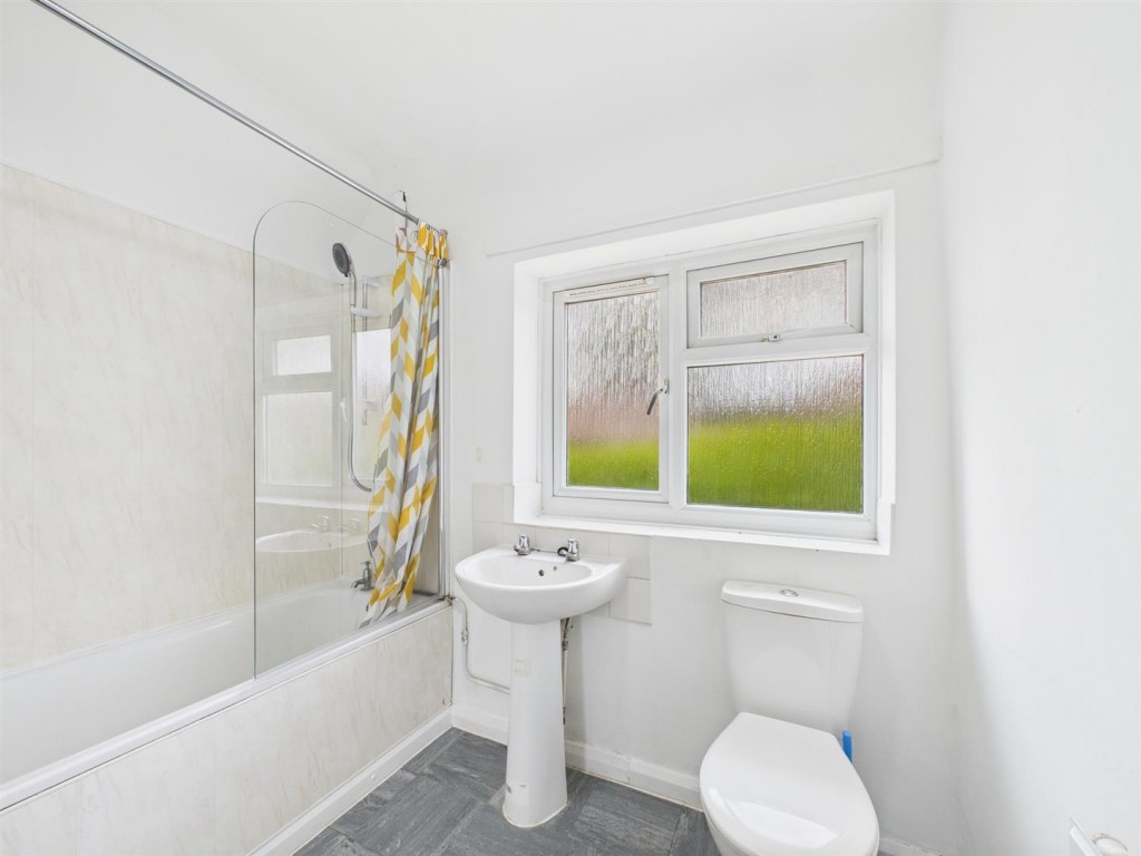 Pulborough Close, Basford, Nottingham, NG5 1HU