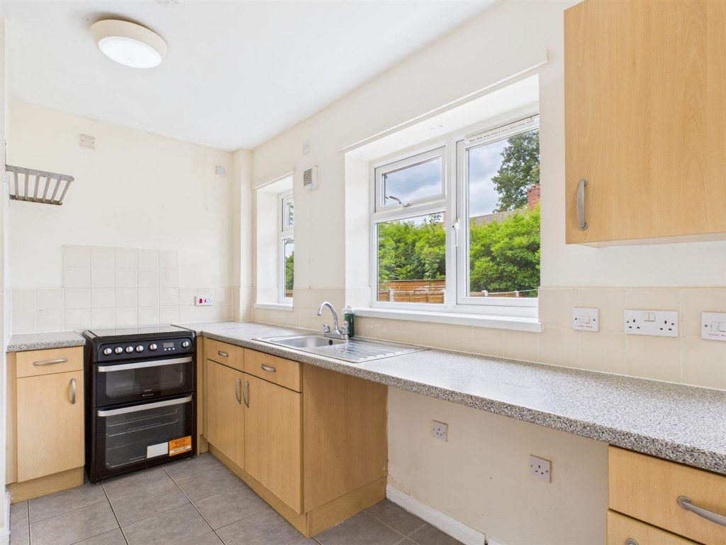 Pulborough Close, Basford, Nottingham, NG5 1HU