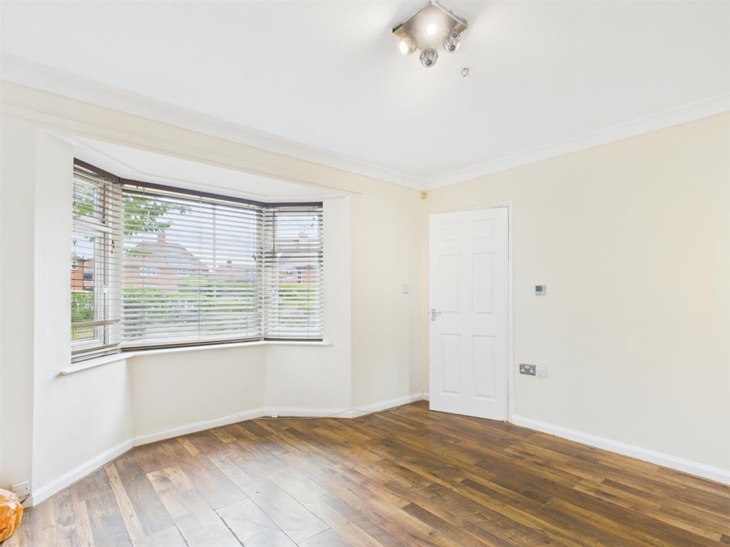 Pulborough Close, Basford, Nottingham, NG5 1HU