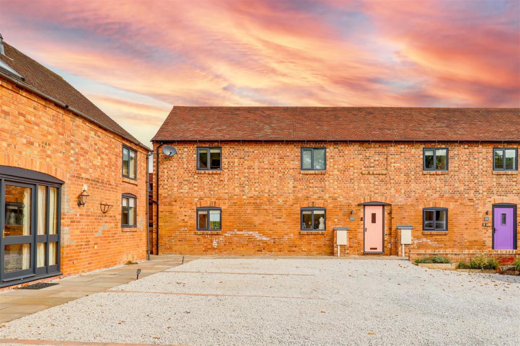 Bunny Hill, Bunny, Nottinghamshire, NG11 6QQ