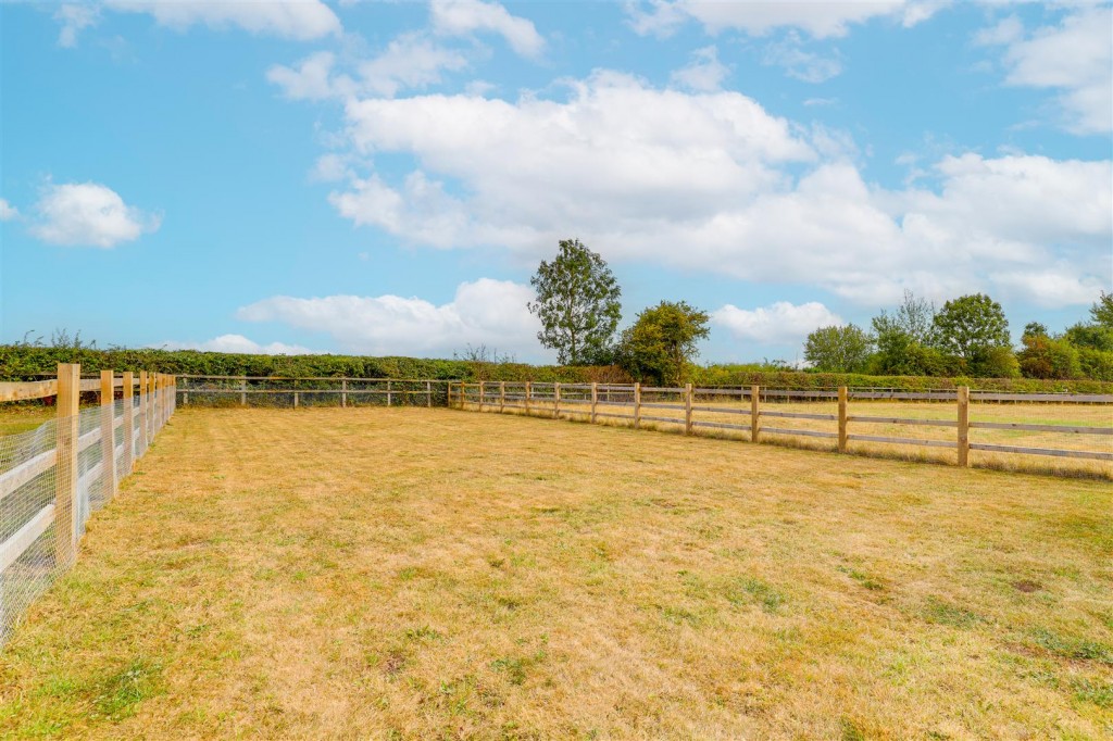 Bunny Hill, Bunny, Nottinghamshire, NG11 6QQ