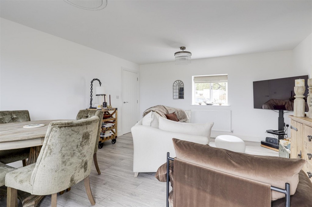 Bunny Hill, Bunny, Nottinghamshire, NG11 6QQ