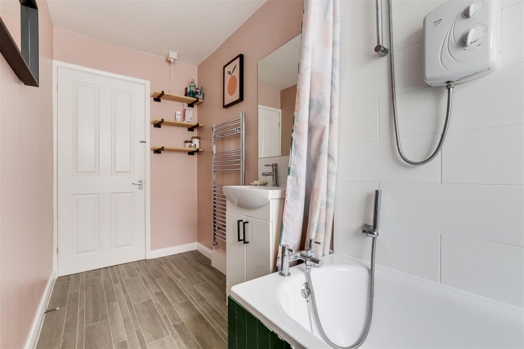 Magdala Road, Mapperley Park, Nottinghamshire, NG3 5DG