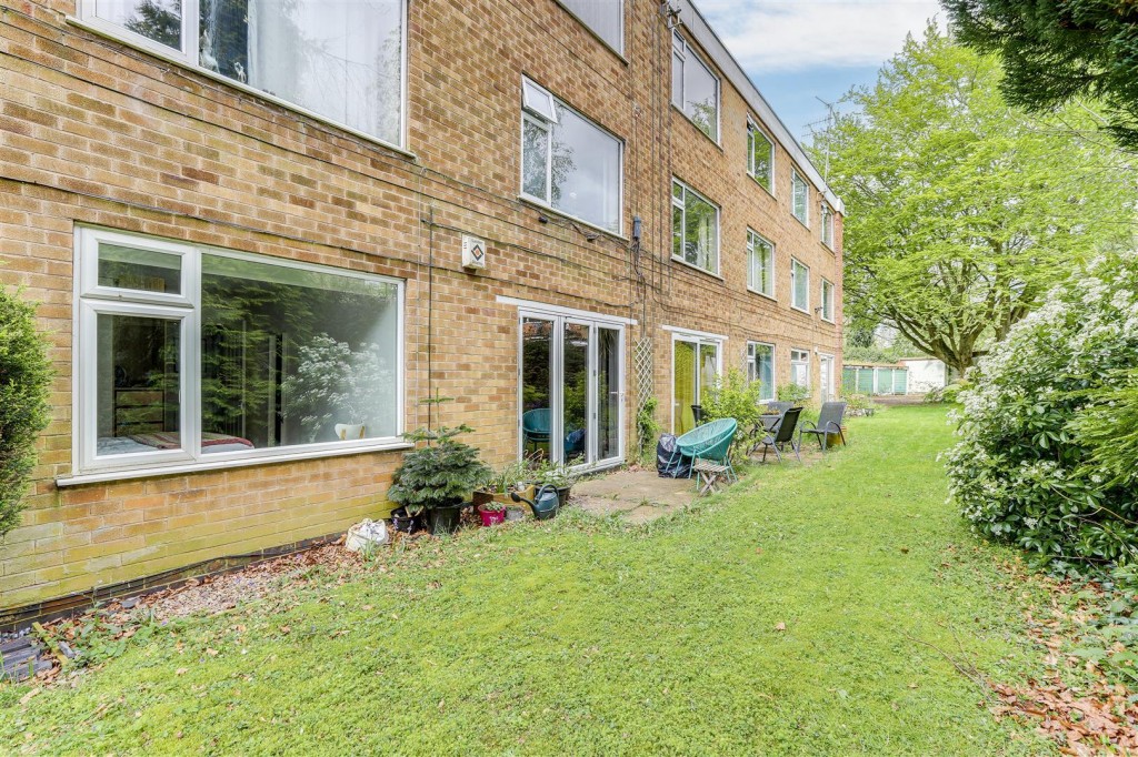 Magdala Road, Mapperley Park, Nottinghamshire, NG3 5DG