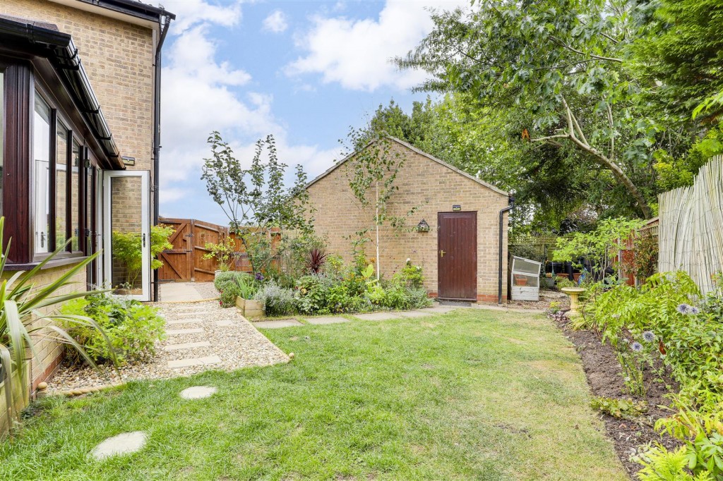 Cranford Gardens, West Bridgford, Nottinghamshire, NG2 7SE