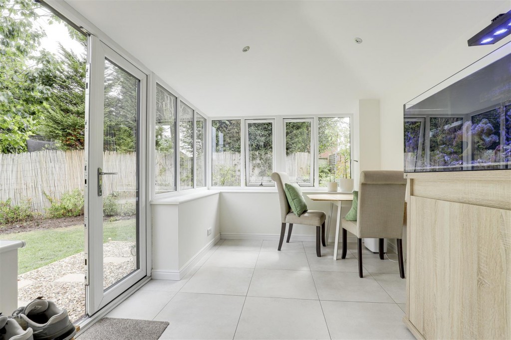 Cranford Gardens, West Bridgford, Nottinghamshire, NG2 7SE