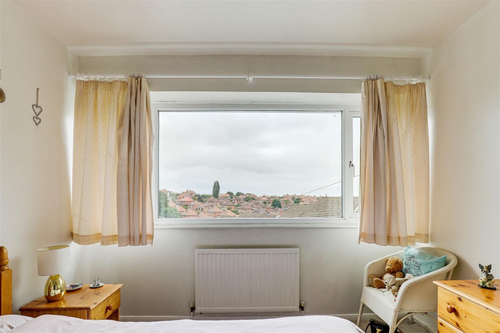 Salamander Close, Carlton, Nottinghamshire, NG4 4FJ