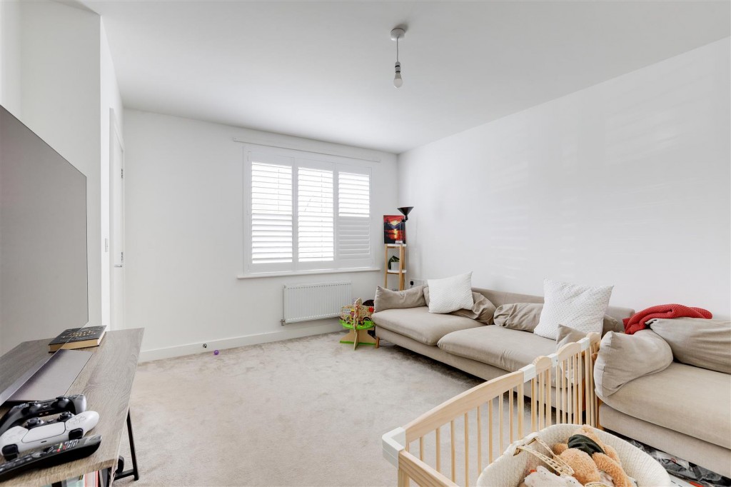 Rose Way, Edwalton, Nottinghamshire, NG12 4JE