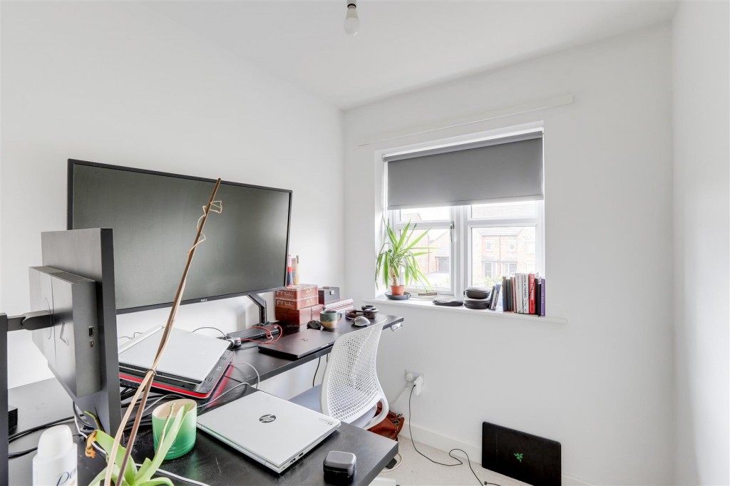 Rose Way, Edwalton, Nottinghamshire, NG12 4JE