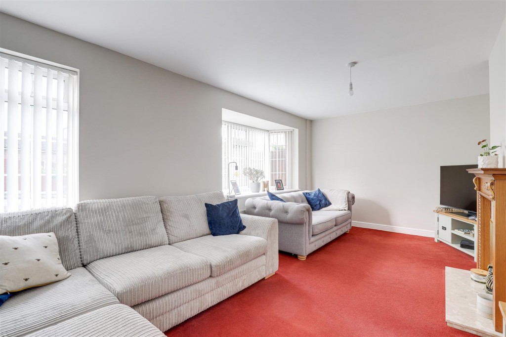 Grampian Drive, Arnold, Nottinghamshire, NG5 9PR