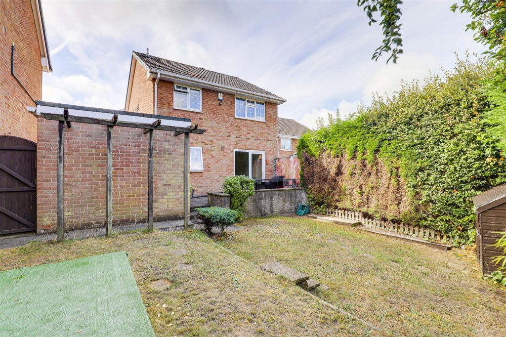 Grampian Drive, Arnold, Nottinghamshire, NG5 9PR