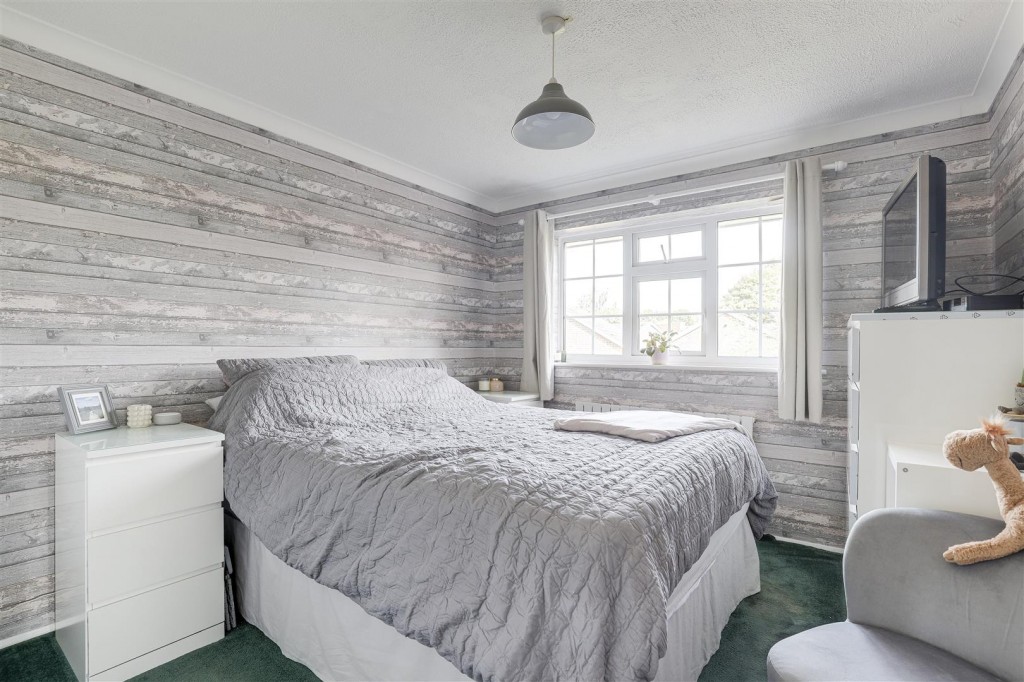 Grampian Drive, Arnold, Nottinghamshire, NG5 9PR