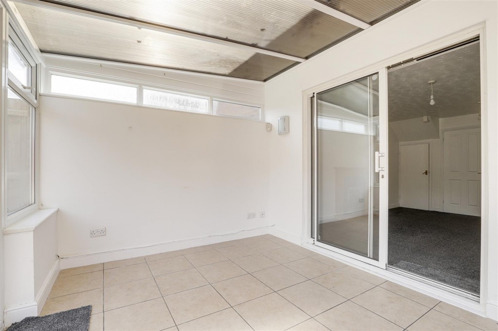 Lawrence Avenue, Colwick, Nottinghamshire, NG4 2GS