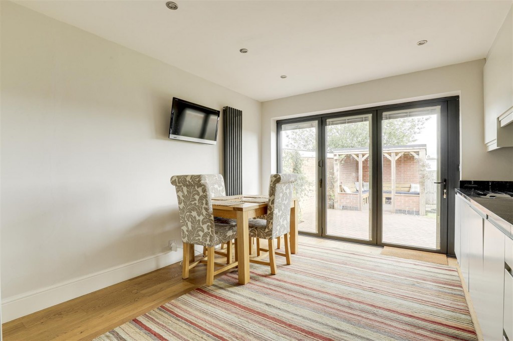 Armfield Road, Arnold, Nottinghamshire, NG5 6QY