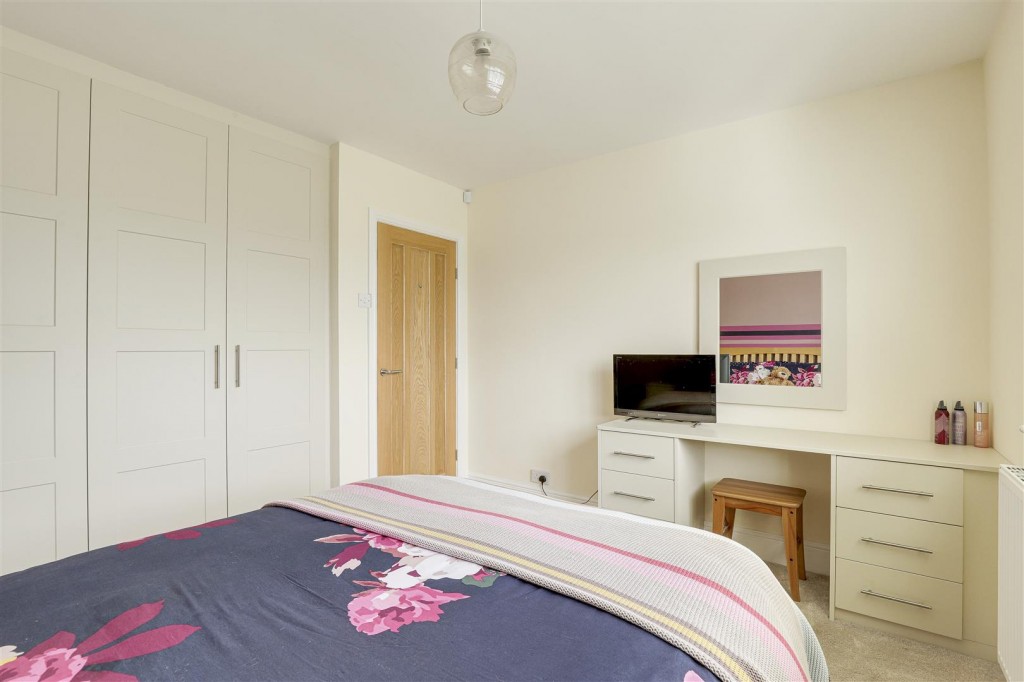 Armfield Road, Arnold, Nottinghamshire, NG5 6QY