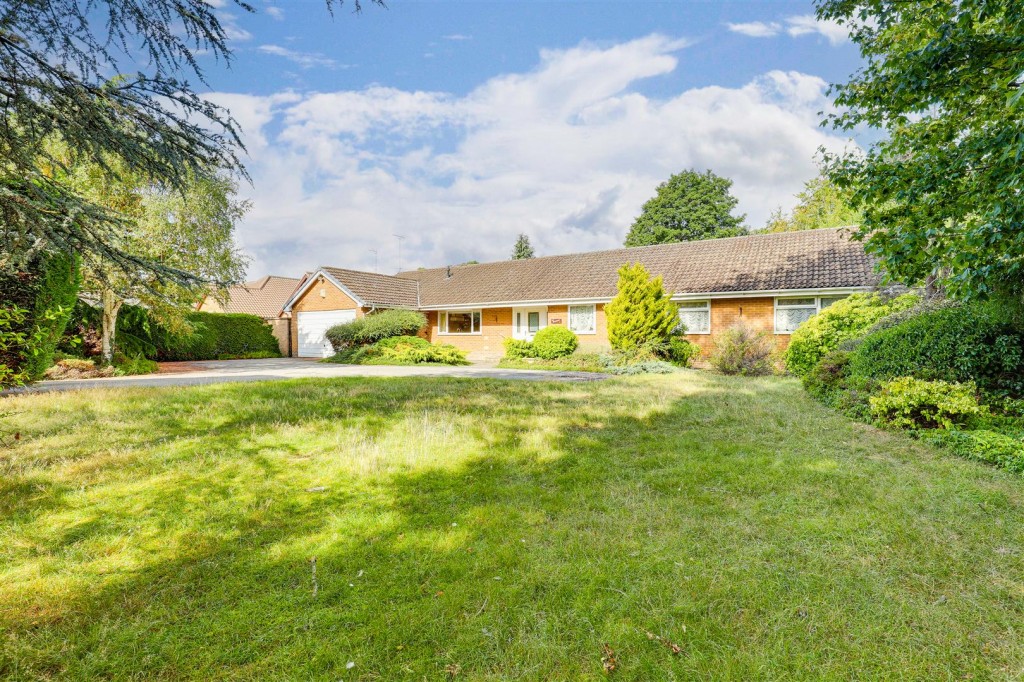 Ash Close, Burton Joyce, Nottinghamshire, NG14 5DH