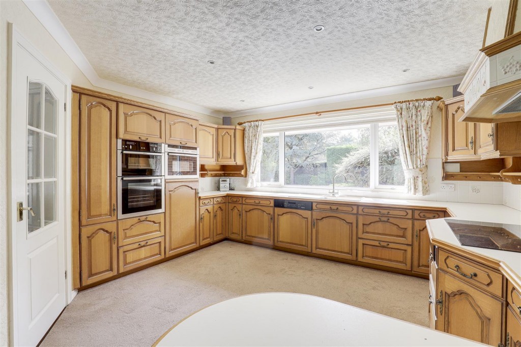 Ash Close, Burton Joyce, Nottinghamshire, NG14 5DH