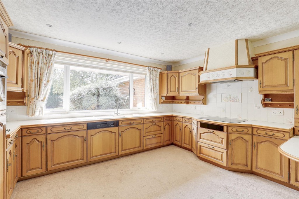 Ash Close, Burton Joyce, Nottinghamshire, NG14 5DH