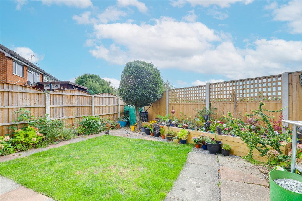 Cherrywood Gardens, Carlton, Nottinghamshire, NG3 6LS