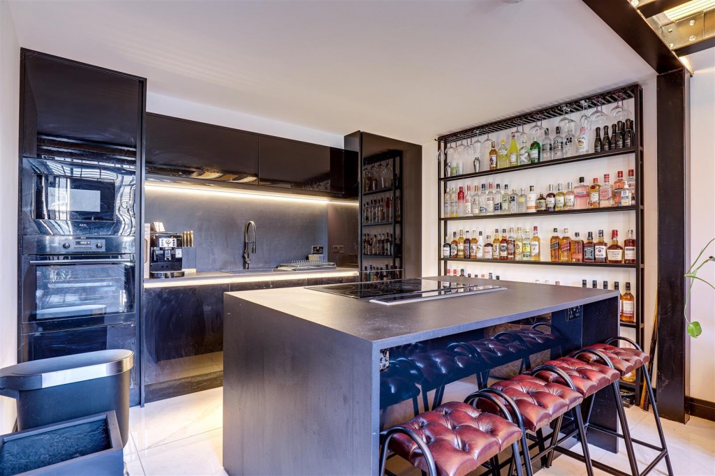 Haydn Road, Sherwood, Nottinghamshire, NG5 2LA