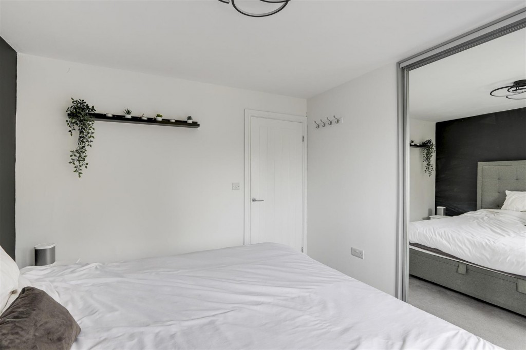 Herons Court, West Bridgford, Nottinghamshire, NG2 6QE