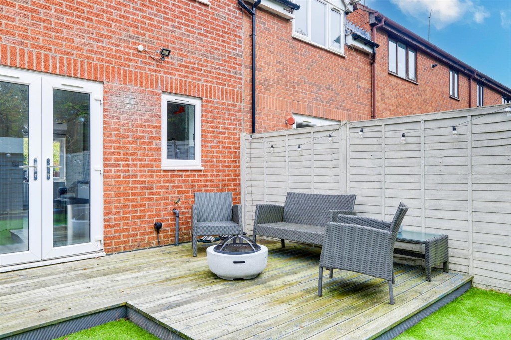 Herons Court, West Bridgford, Nottinghamshire, NG2 6QE