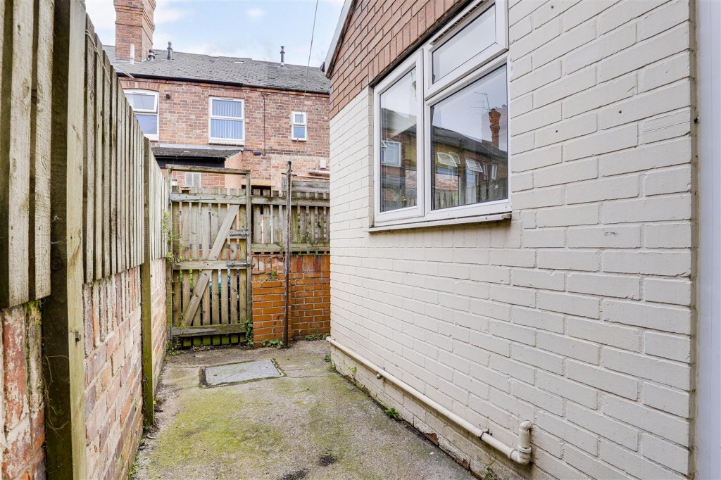 Trent Road, Sneinton, Nottinghamshire, NG2 4FH