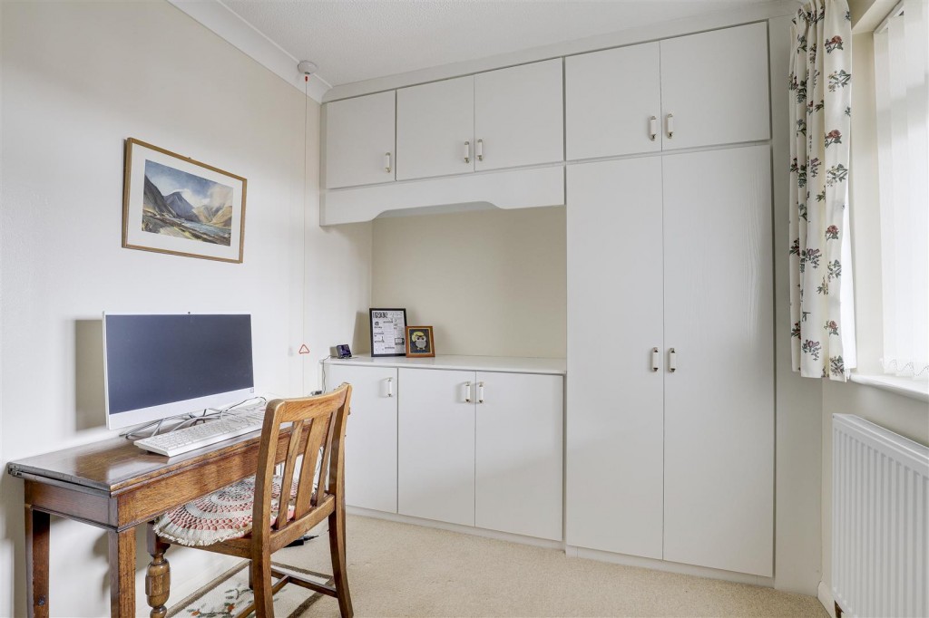 Marlborough Court, West Bridgford, Nottinghamshire, NG2 6BY