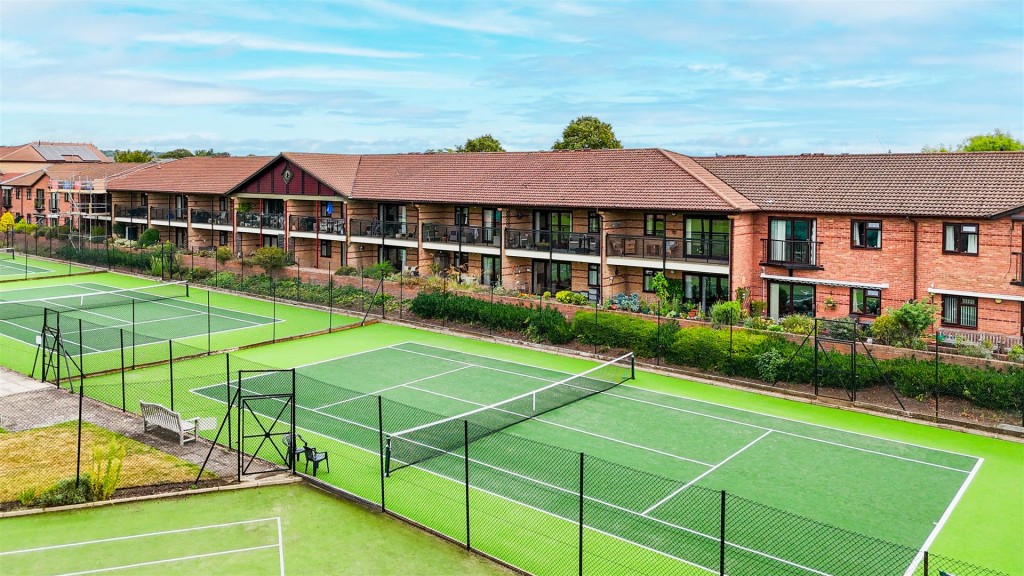 Marlborough Court, West Bridgford, Nottinghamshire, NG2 6BY