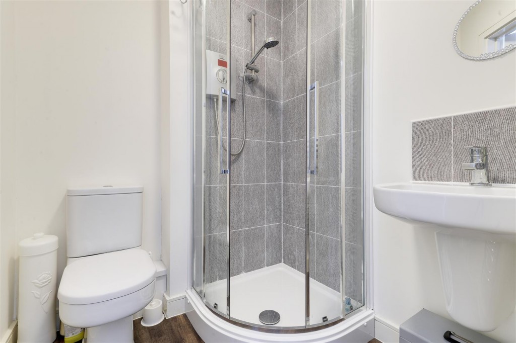 Moorgate Avenue, New Houghton, Mansfield, Nottinghamshire, NG19 8SS