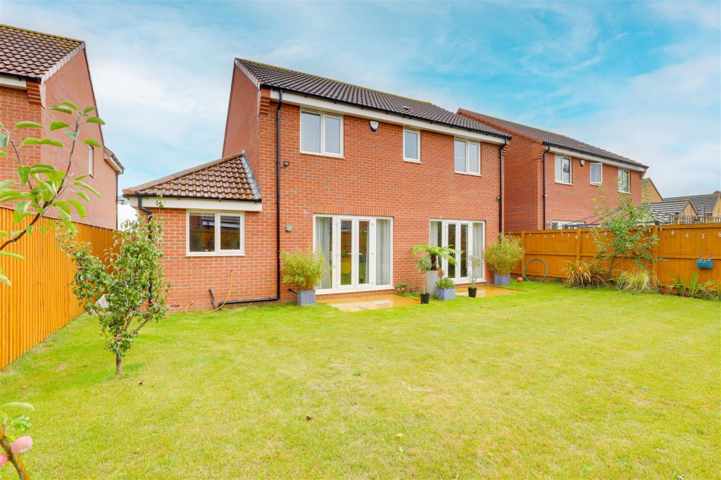 Airfield Way, Hucknall, Nottinghamshire, NG15 6WZ