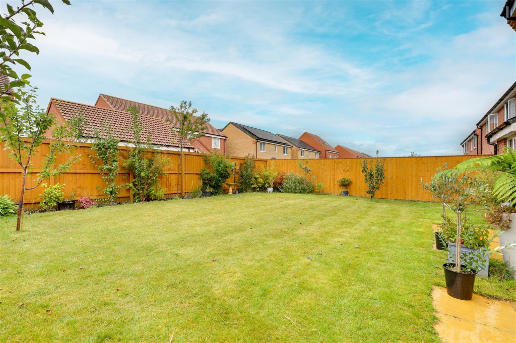 Airfield Way, Hucknall, Nottinghamshire, NG15 6WZ