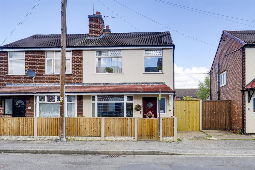 Dagmar Grove, Beeston, Nottinghamshire, NG9 2BH