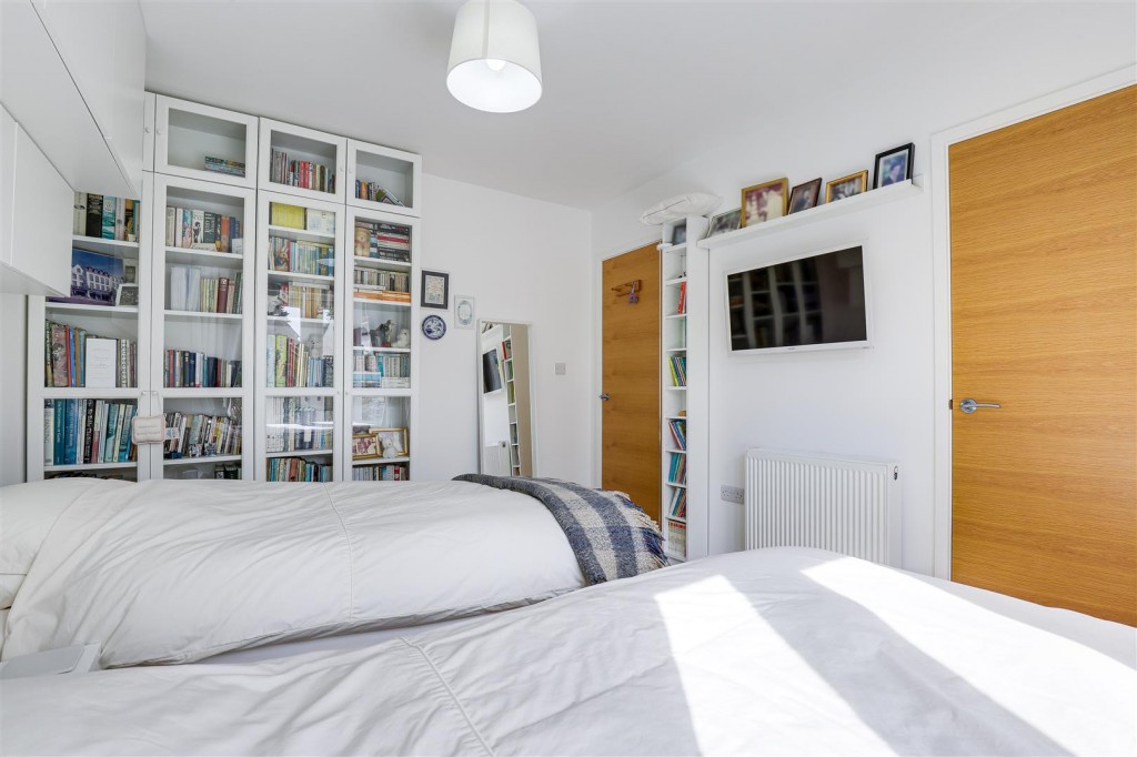 Broadmead, Burton Joyce, Nottinghamshire, NG14 5FL