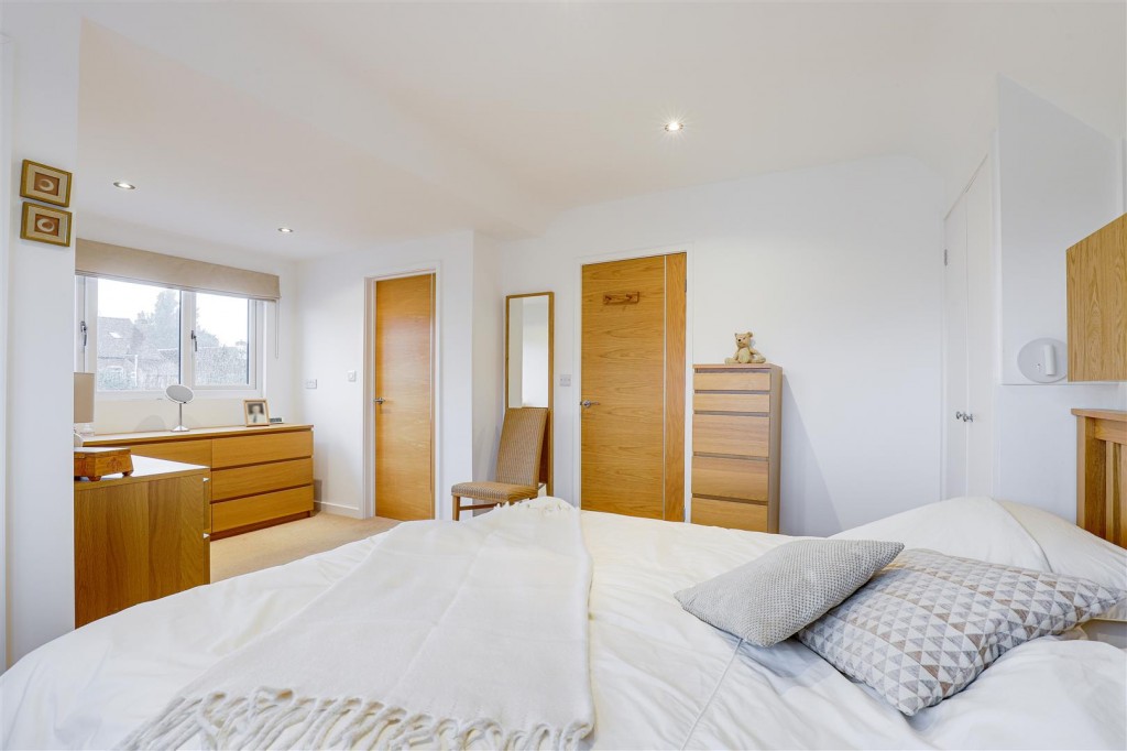 Broadmead, Burton Joyce, Nottinghamshire, NG14 5FL