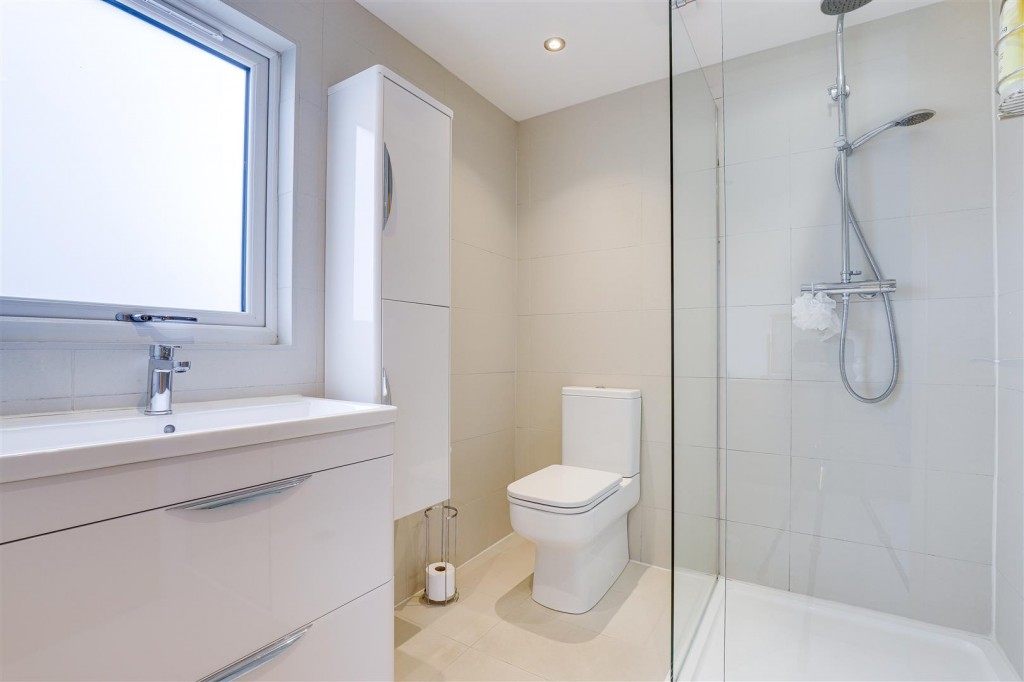 Broadmead, Burton Joyce, Nottinghamshire, NG14 5FL