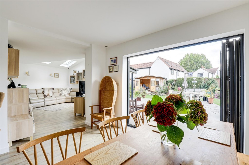 Broadmead, Burton Joyce, Nottinghamshire, NG14 5FL