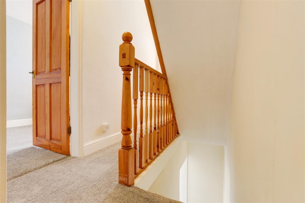 Egypt Road, Basford, Nottinghamshire, NG7 7GN