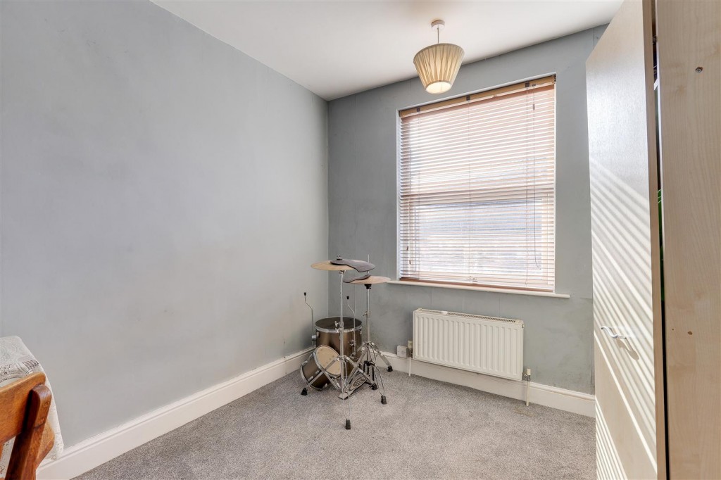 Egypt Road, Basford, Nottinghamshire, NG7 7GN