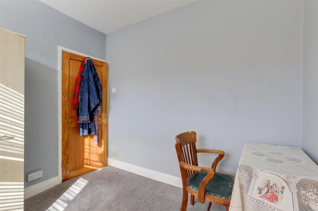 Egypt Road, Basford, Nottinghamshire, NG7 7GN